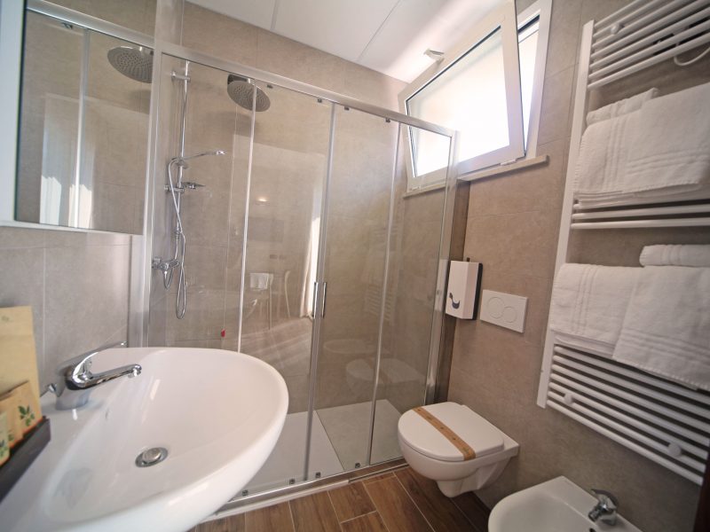 Mono Classic lago laterale